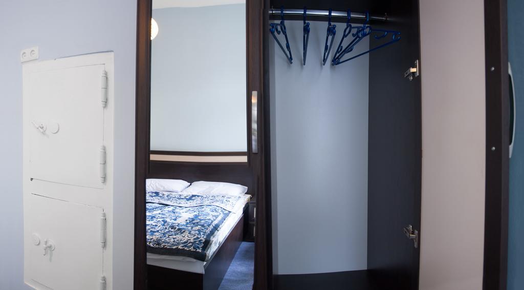 Pushkin 10 Hostel Tbilisi Værelse billede